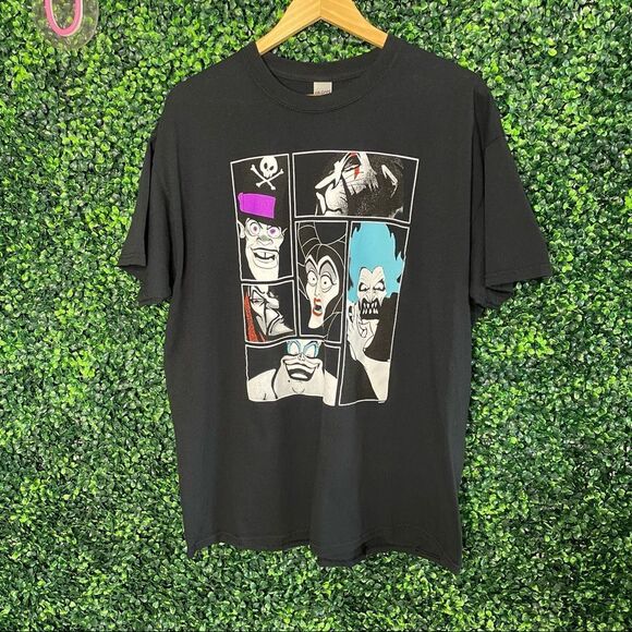 Classic Villains Black Graphic T-shirt  Sz XL - Picture 1 of 5